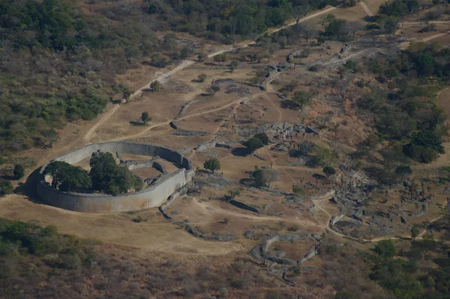 "Before colonization, Africa had no large cities": false, here are seven cities that prove it