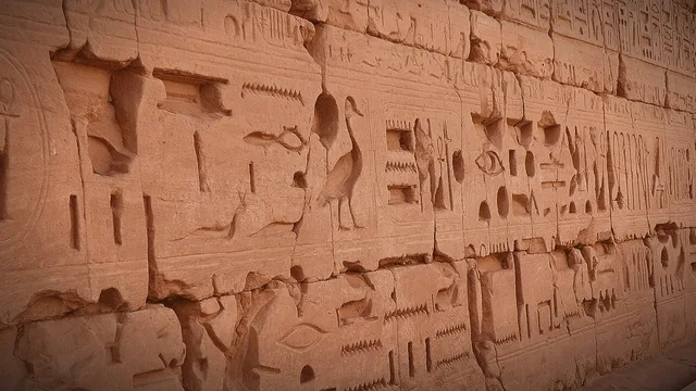 "Africa had no writing": false, here are eight African scripts that prove it