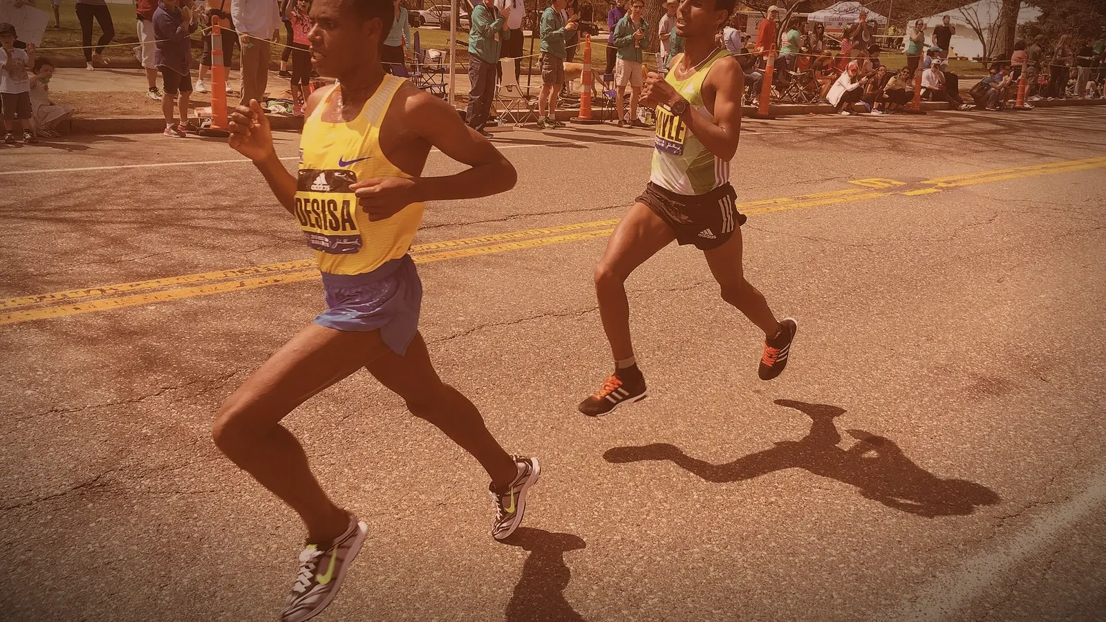 Amsterdam Marathon: Lemi Berhanu wins in 2:03:33, top eleven under 2:06