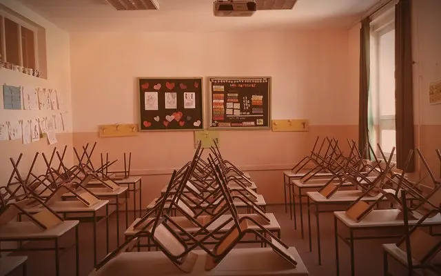 Sudan: 8 million children out of school, and teachers who can no longer afford the bus